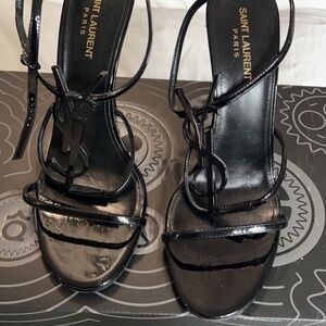 YSL PATENT LEATHER MONOGRAM HEELS